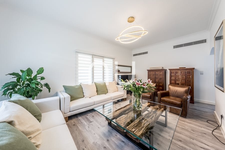 property-image-699ab5b9eb777