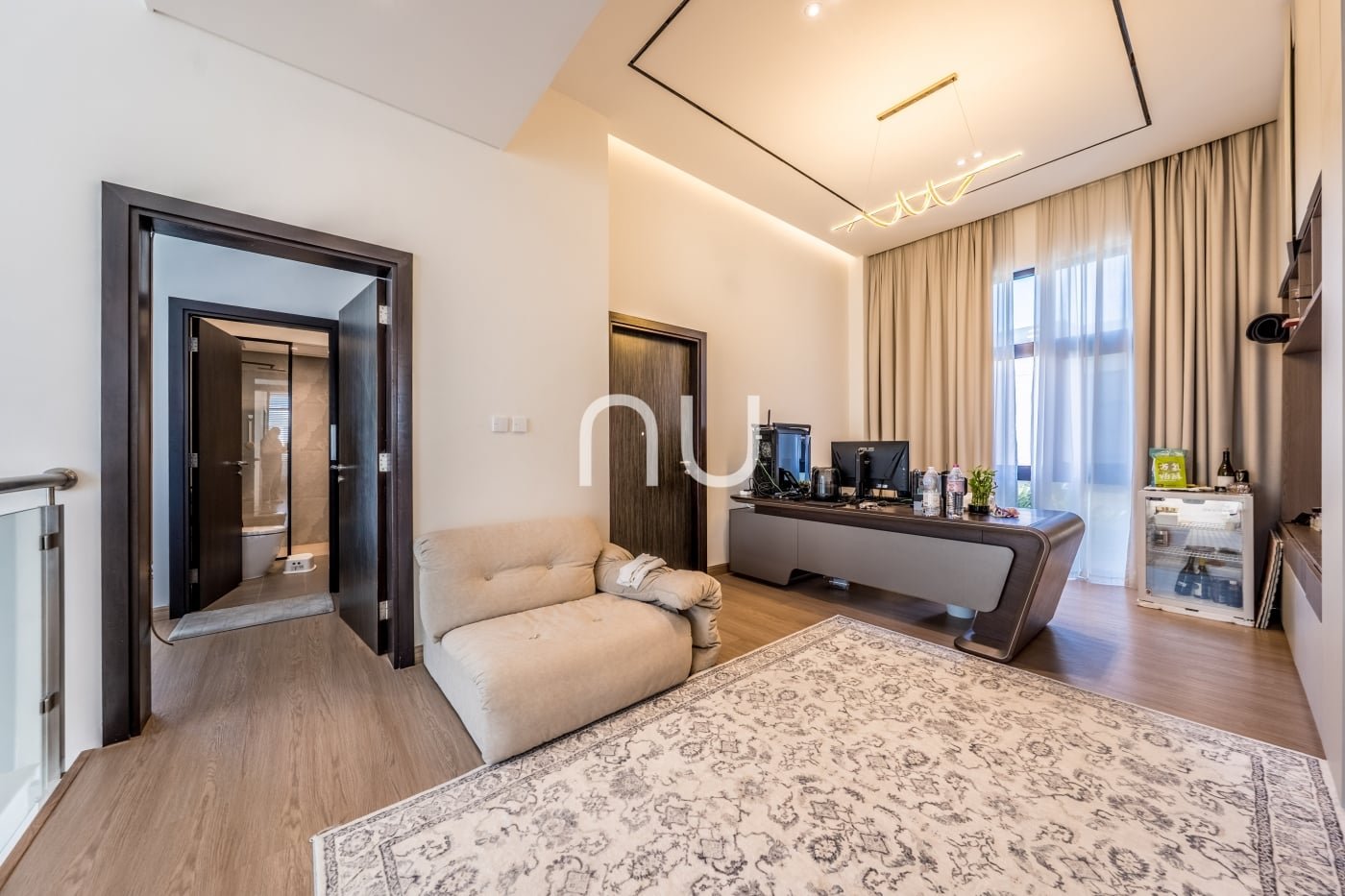 property-image-699ab9bd03e00