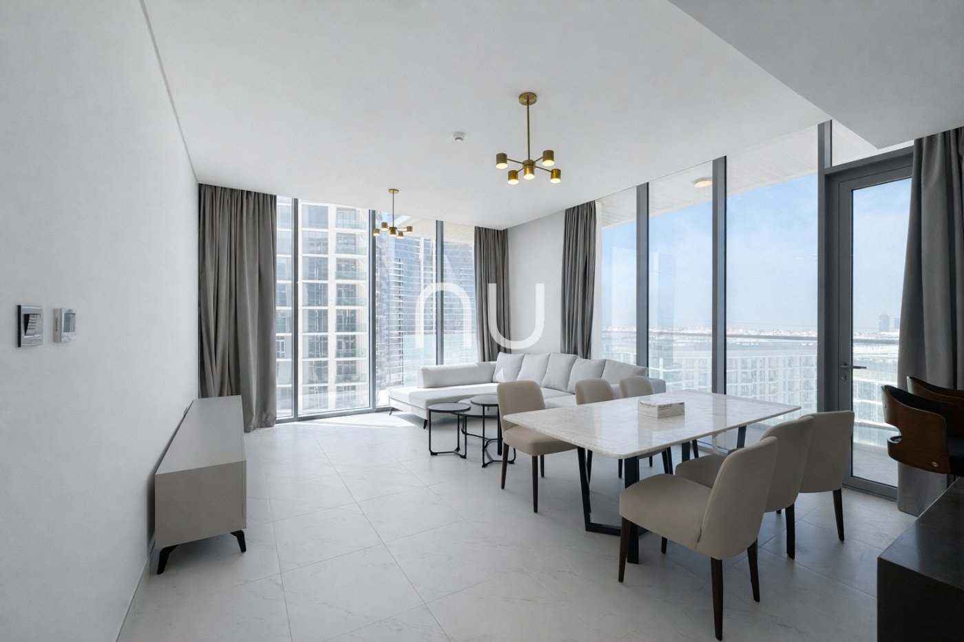 property-image-69b25275a6242