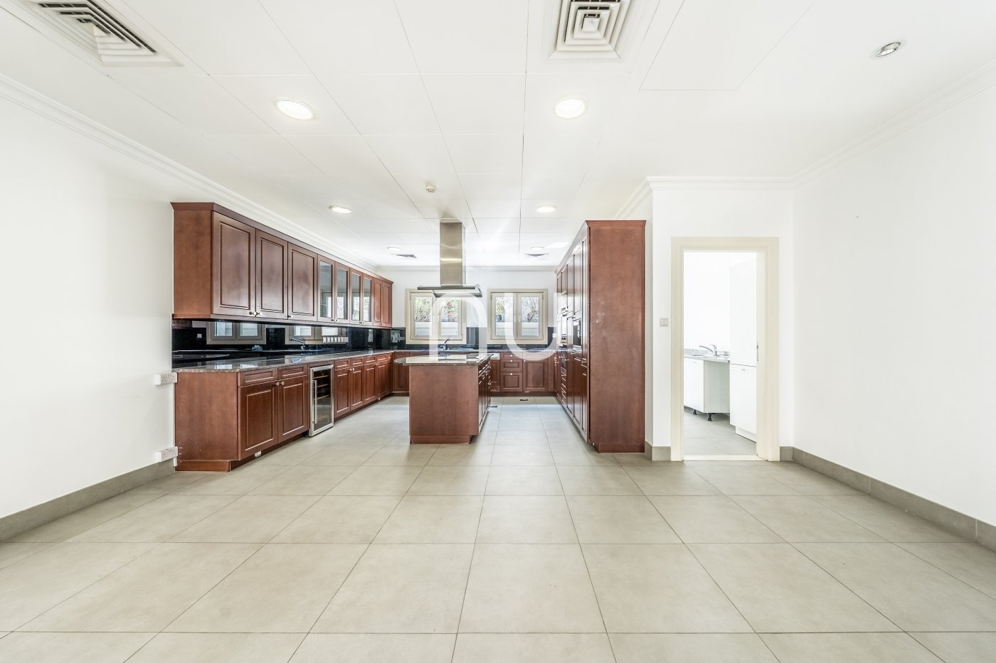 property-image-69b93c4262c15