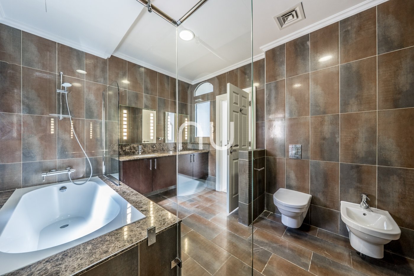 property-image-69b93c497edcd