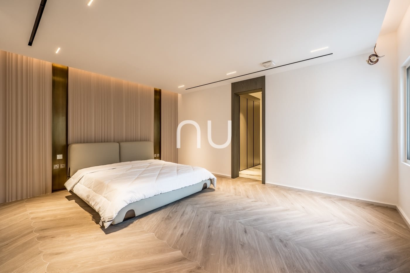 property-image-69ddf2157cb9e