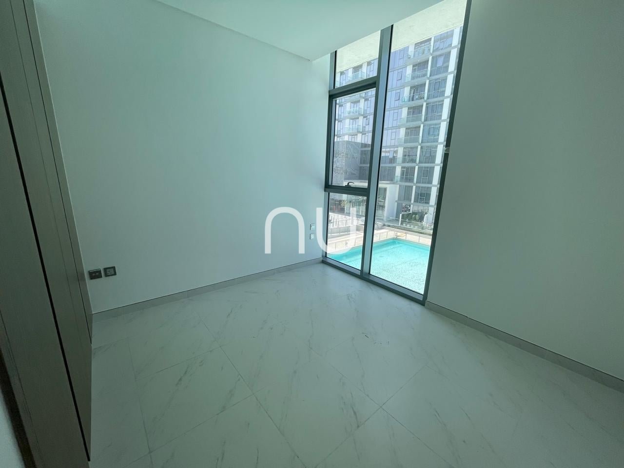 property-image-69fae8b9b27e6