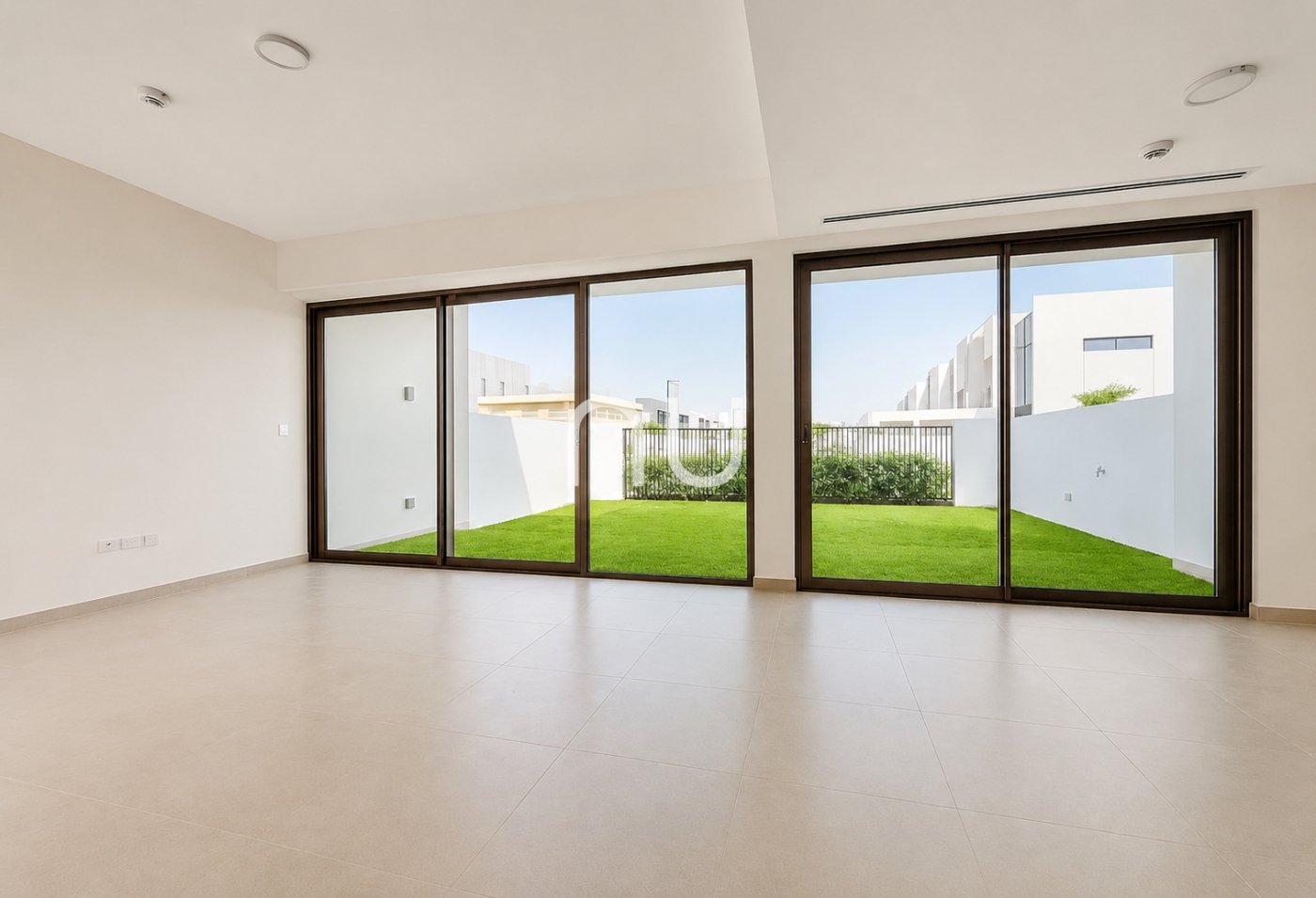 property-image-6a4df2e9d3d5a
