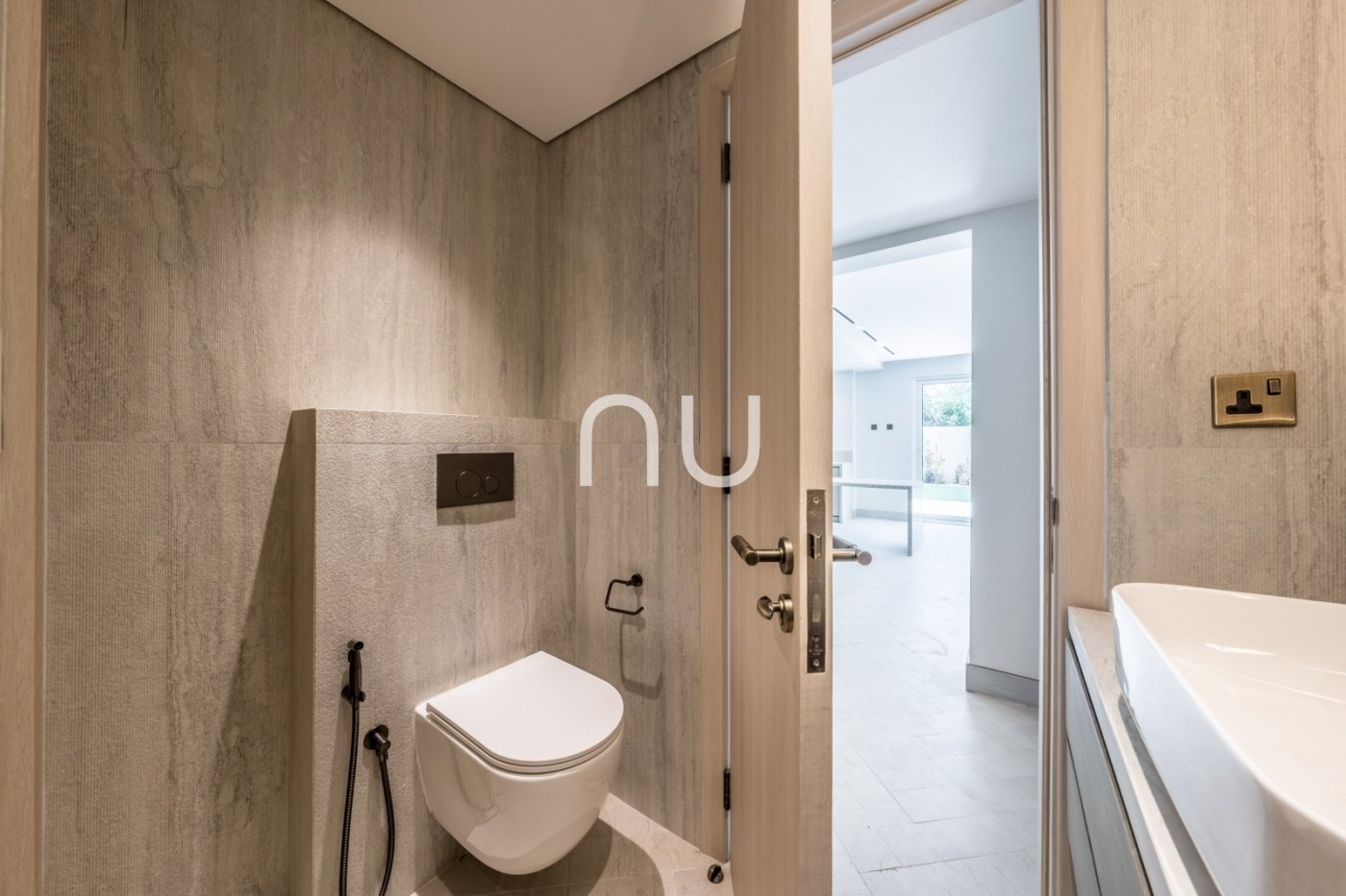 property-image-6a73052e326a8