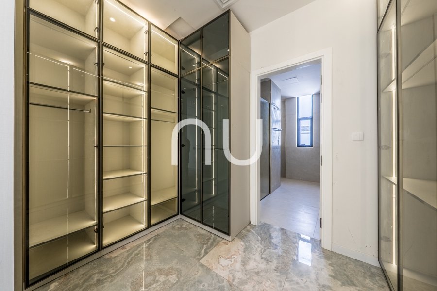 property-image-6a73784db8223