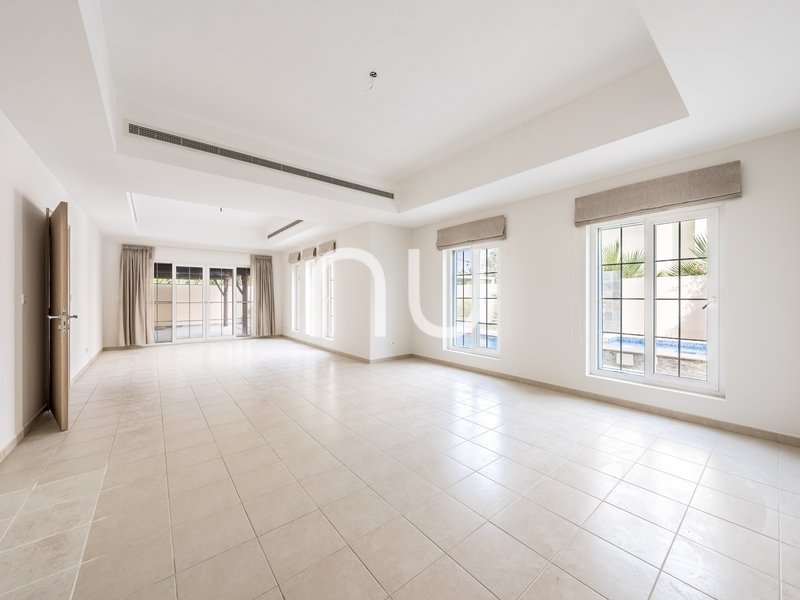 property-image-6a8bf12736638