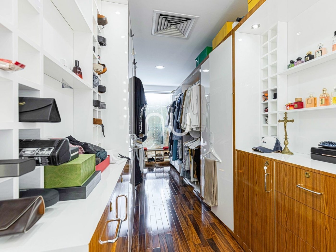 property-image-6aa7db085a873